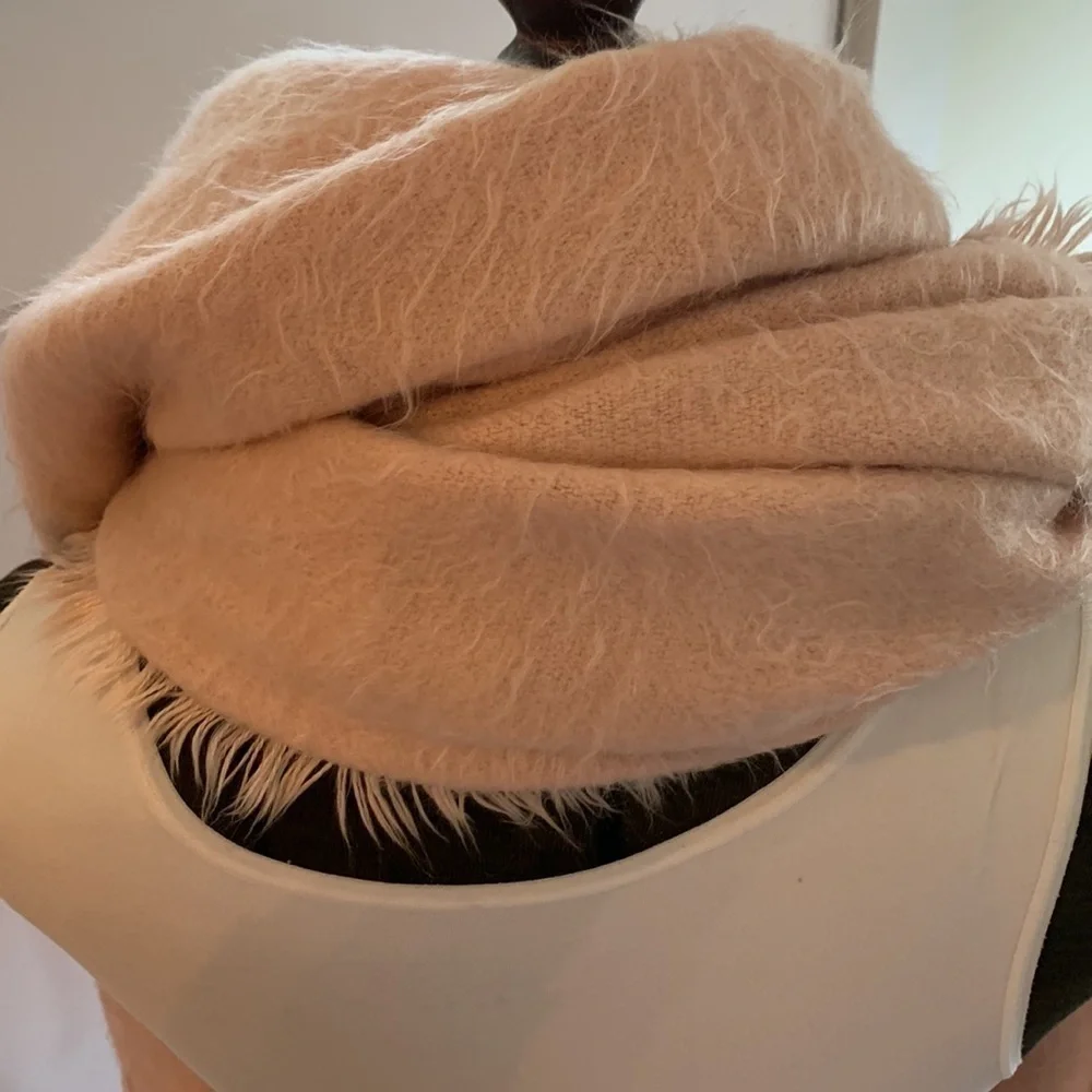 Soft pink blush fabric Forever 21 NWT extra large soft cozy one size fringy fun
